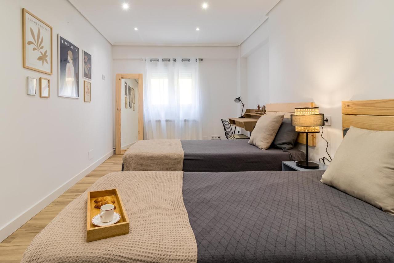 Apartamento Recien Reformado Plaza Del Ayuntamiento 桑坦德 外观 照片